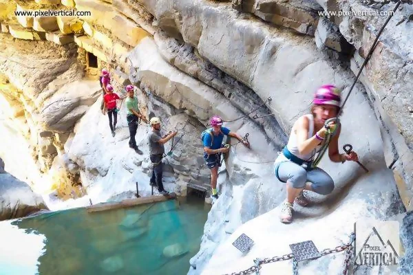 Escalera ferrata Sorrosal Ordesa